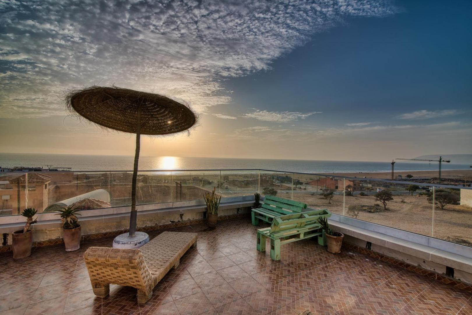 Отель Pearl Surf Camp Morocco Imi Ouaddar Экстерьер фото